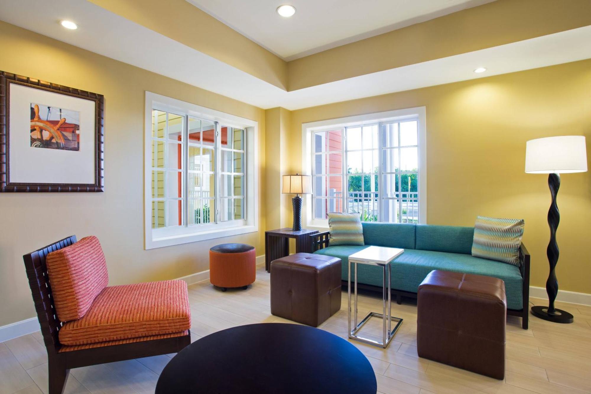 Fairfield Inn & Suites By Marriott Key West Exterior photo